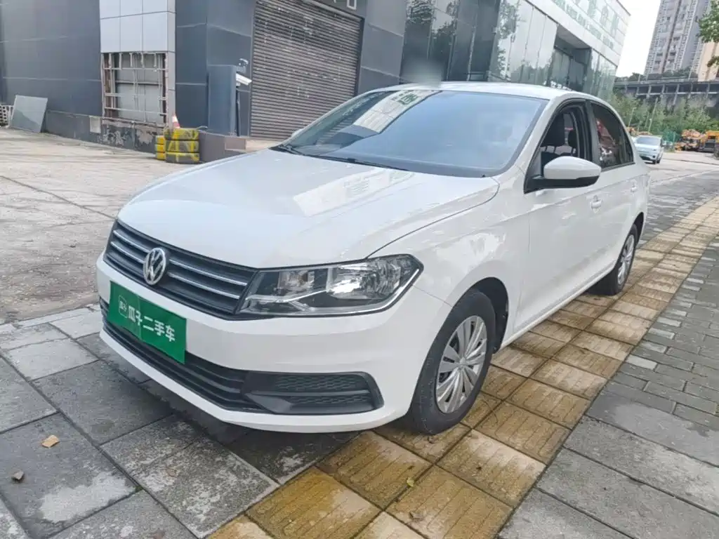 Volkswagen Santana — миниатюра 2