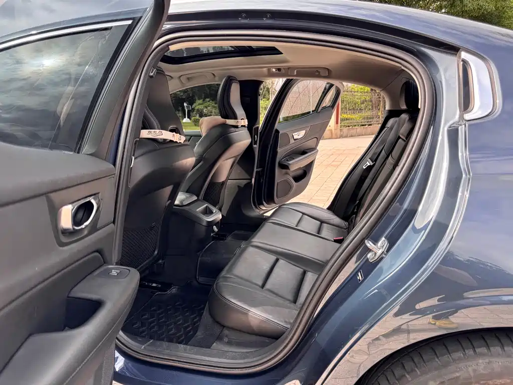 Volvo S60 2020 T4 Luxury