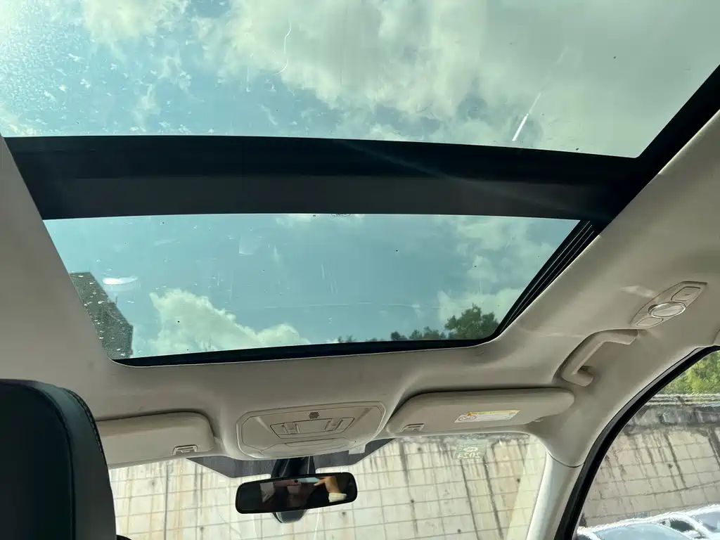 Ford Kuga — миниатюра 7