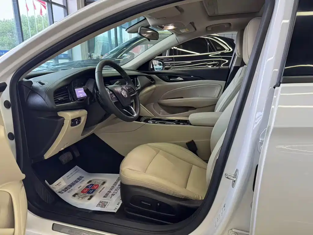 Buick Regal — миниатюра 4