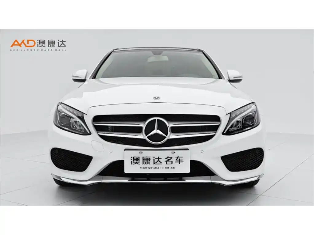 Mercedes-Benz C-Class — миниатюра 2