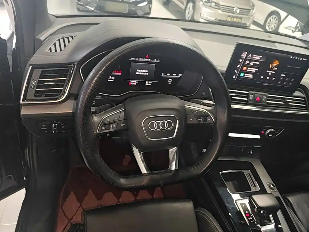 Audi Q5L — миниатюра 11