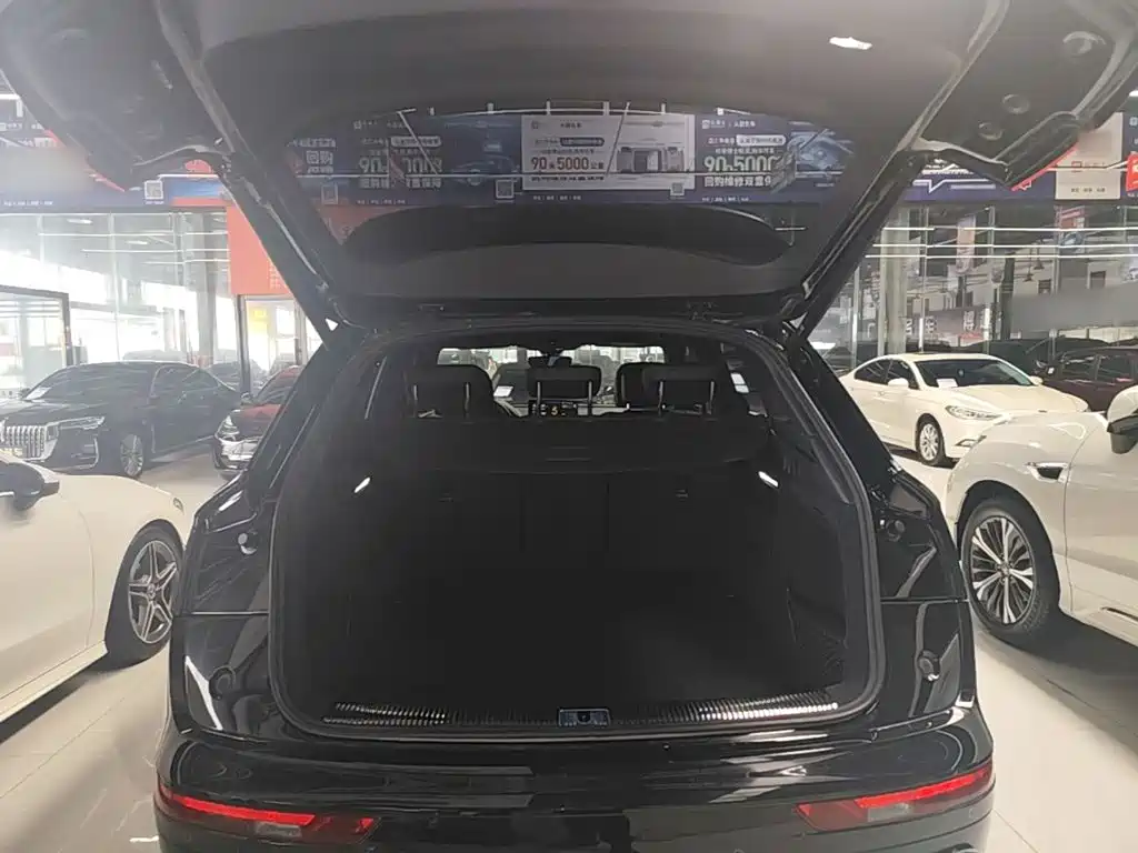 Audi Q5L — миниатюра 19