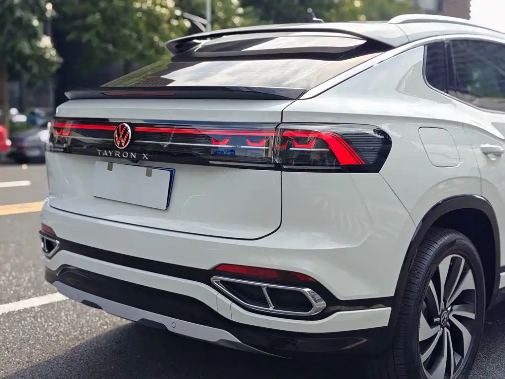 Volkswagen X — миниатюра 24
