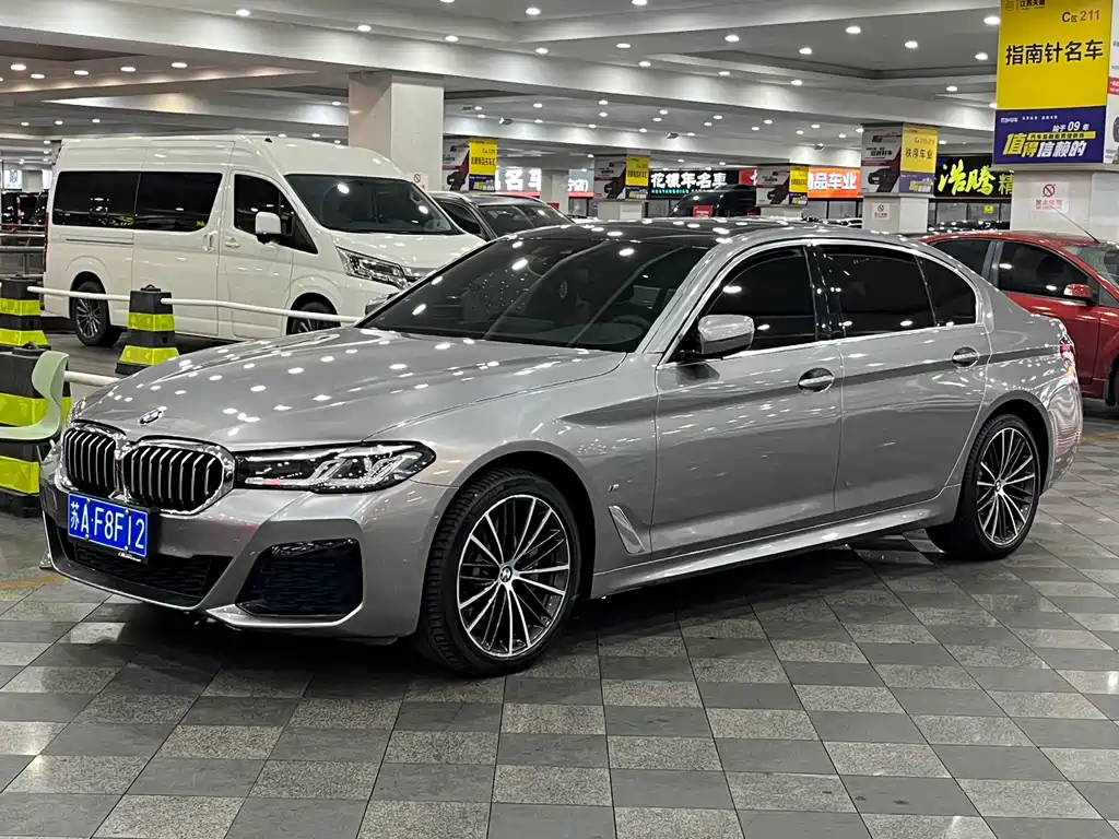 BMW 5 Series 2023