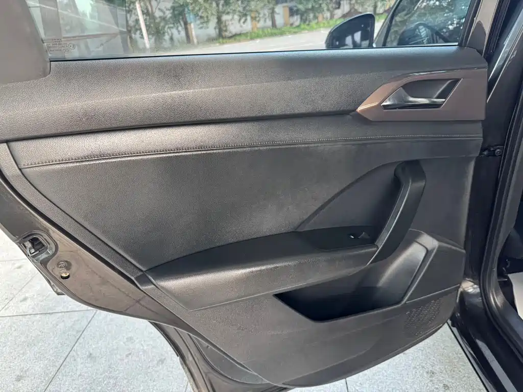 Volkswagen Tharu — миниатюра 10