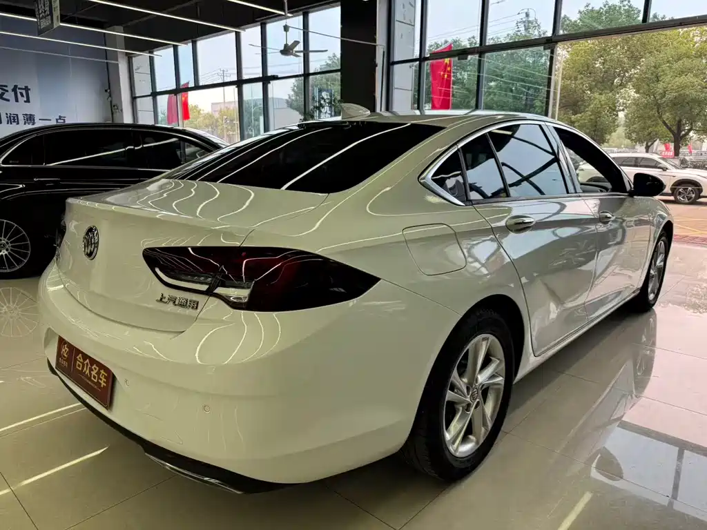 Buick Regal — миниатюра 9
