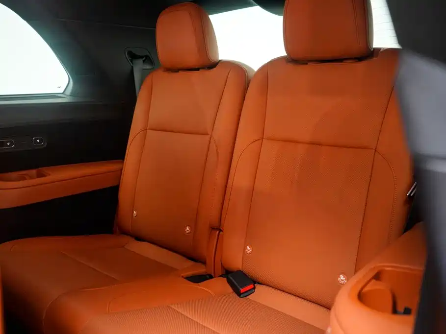 Li Auto Li L8 — миниатюра 6