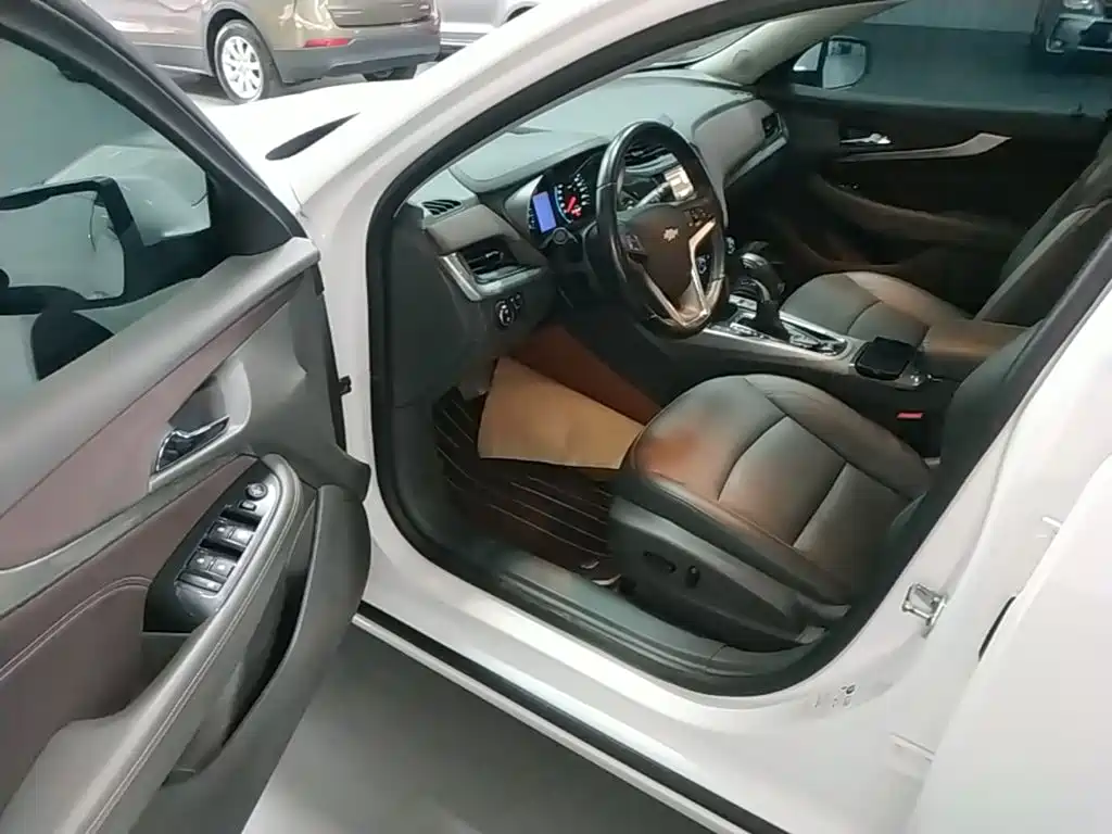 Chevrolet Malibu — миниатюра 16