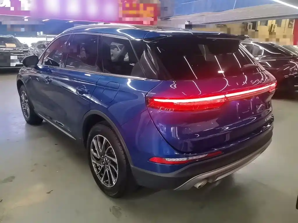 Lincoln Corsair — миниатюра 5