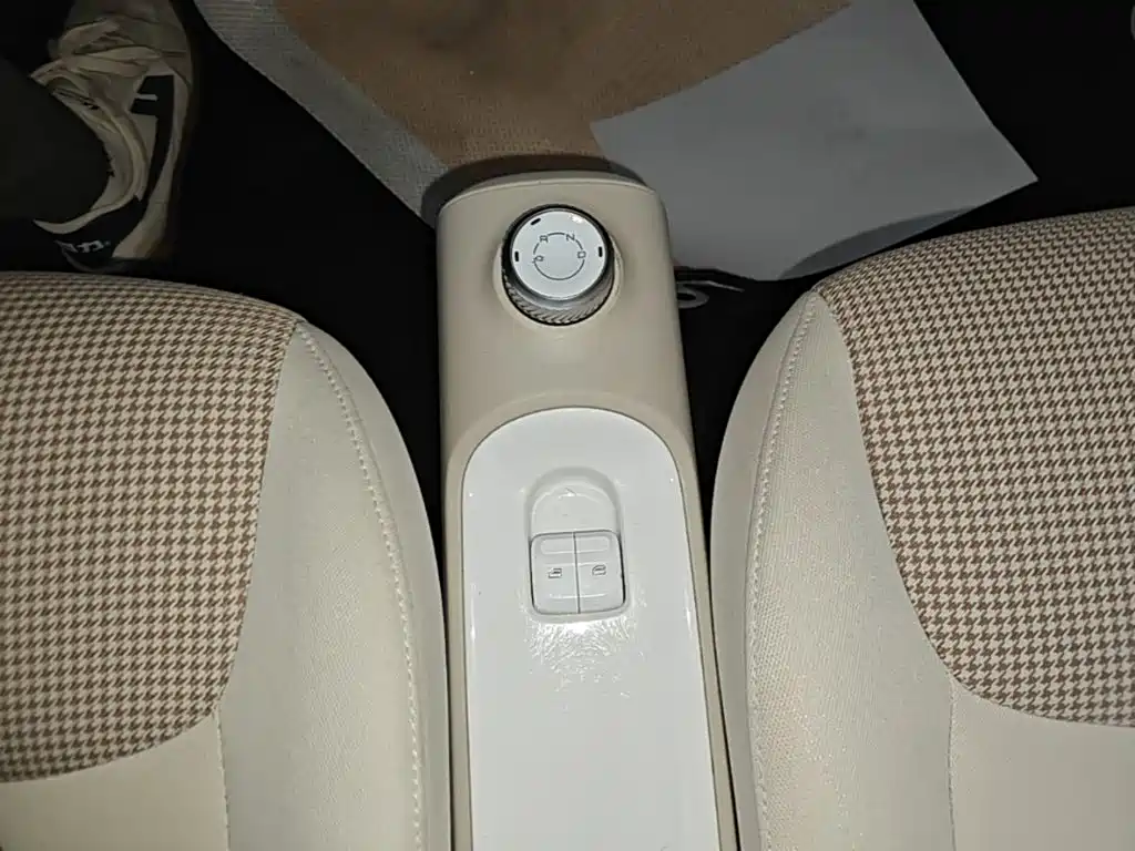 Wuling MINIEV — миниатюра 14