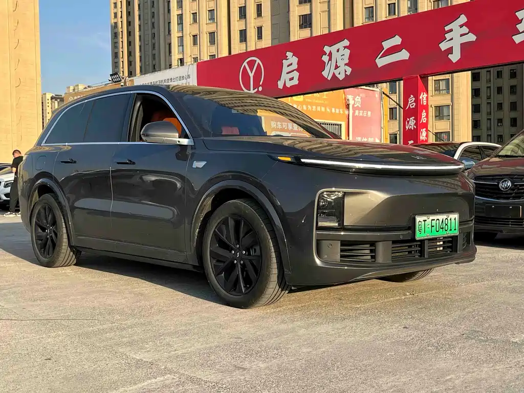 Li Auto L8 2023 Pro