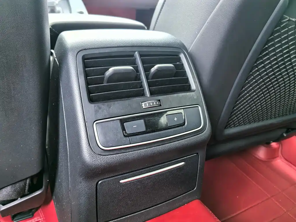 Audi A4L — миниатюра 16
