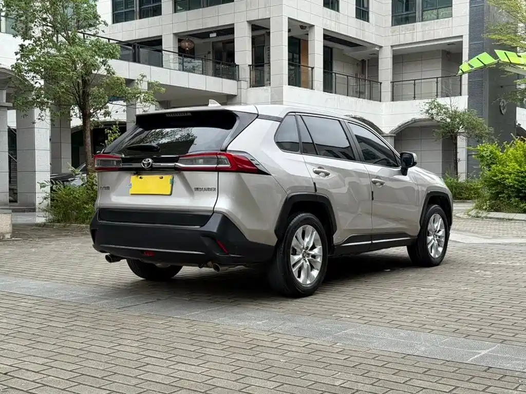 Toyota Wildlander — миниатюра 7