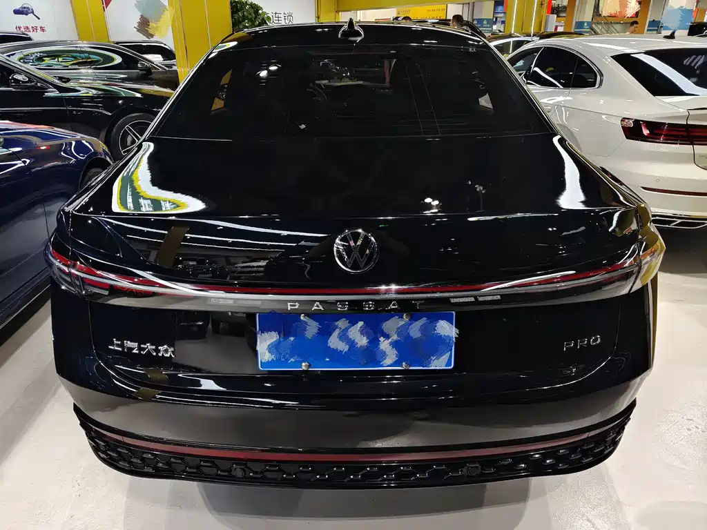 Volkswagen Passat 2025 Pro 380TSI