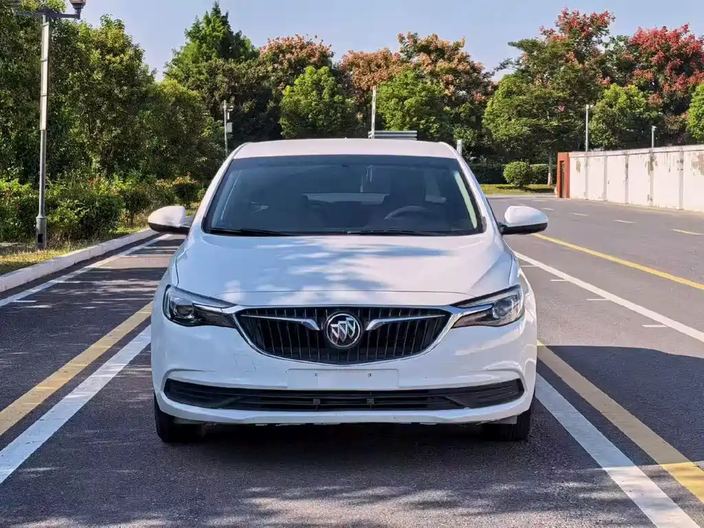 Buick Excelle — миниатюра 2