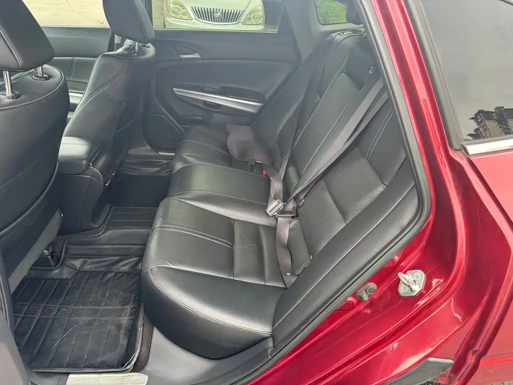 Honda Crosstour — миниатюра 17