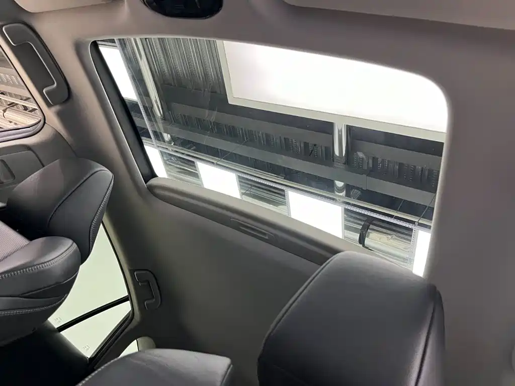 Toyota Venza — миниатюра 14