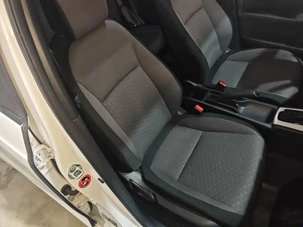 Honda Fit — миниатюра 25