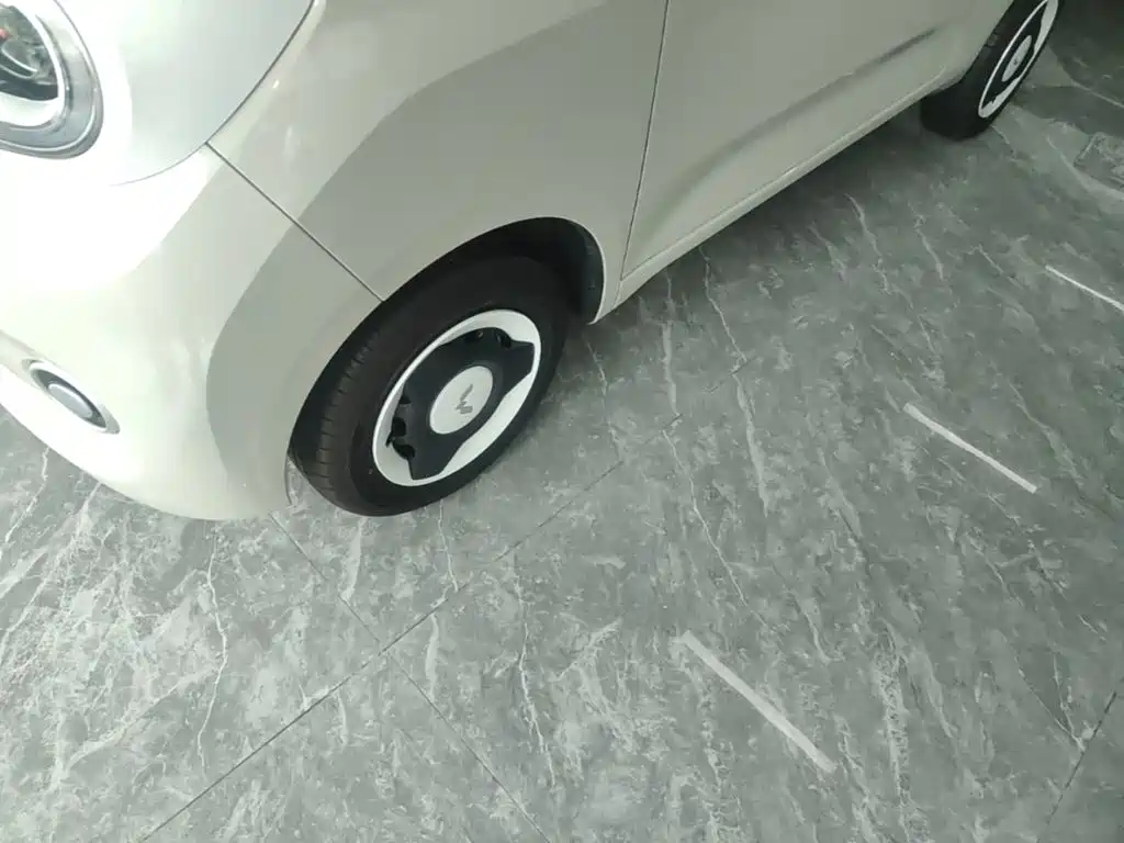 Wuling MINIEV — миниатюра 23
