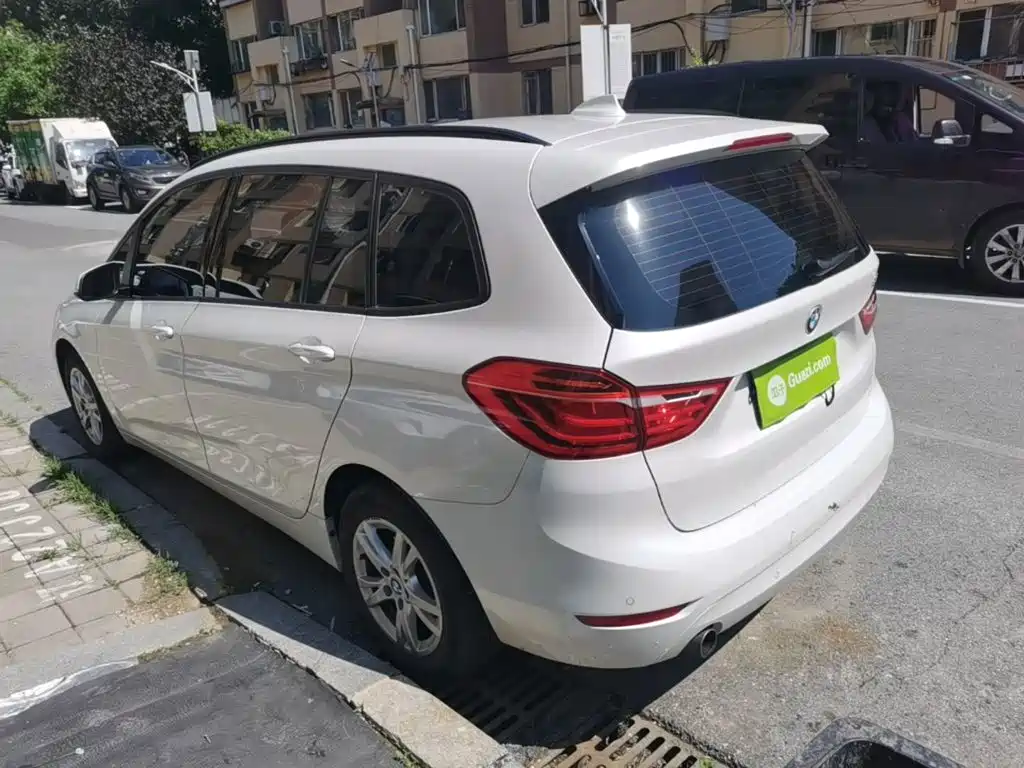 BMW 2 Series Active Tourer (Import) — миниатюра 5
