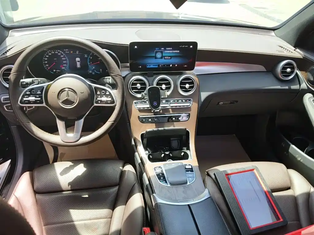Mercedes-Benz GLC 2022 GLC 260 L 4MATIC Luxury