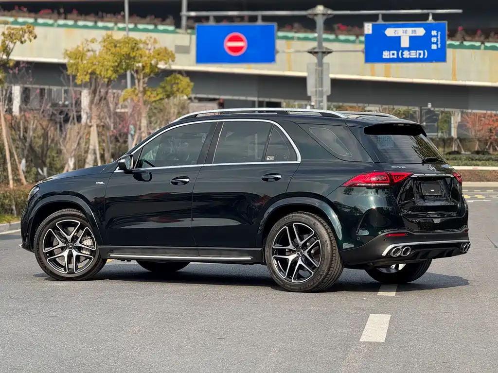 MERCEDES-BENZ GLE AMG