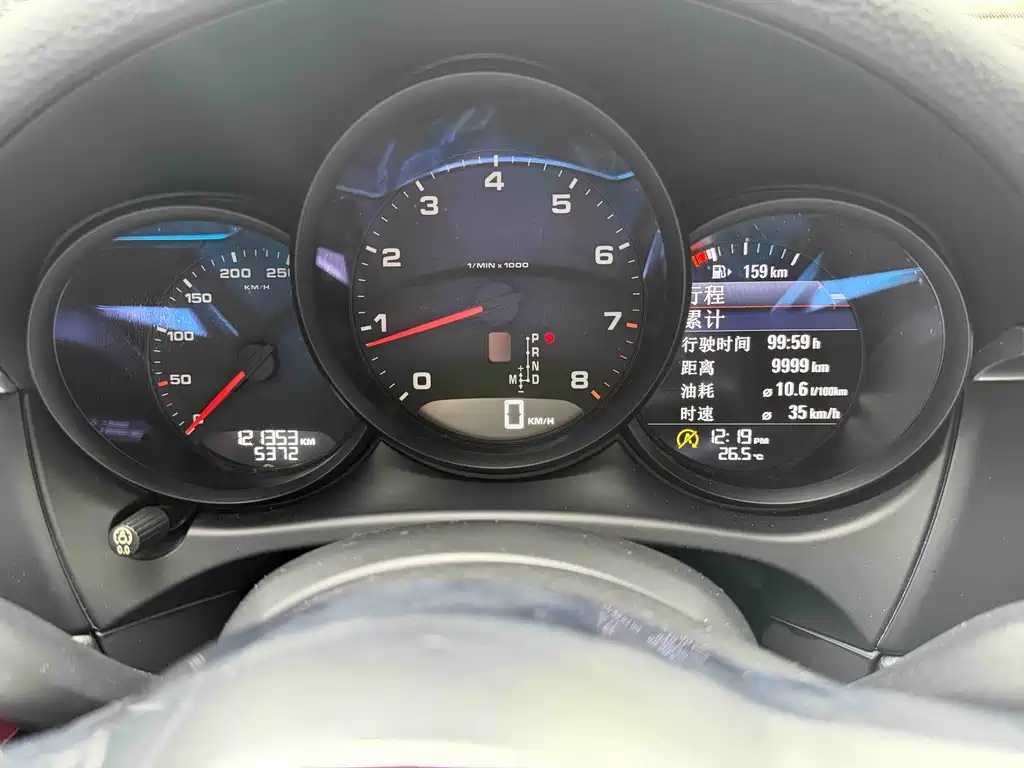 Porsche Macan — миниатюра 8