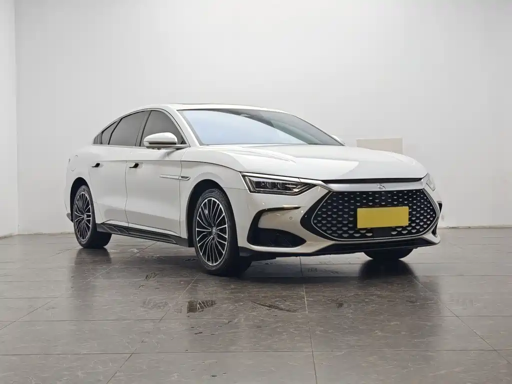 BYD Han 2022 DM-i 121KM