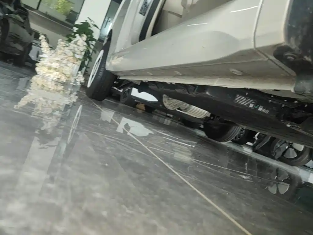 Wuling MINIEV — миниатюра 21