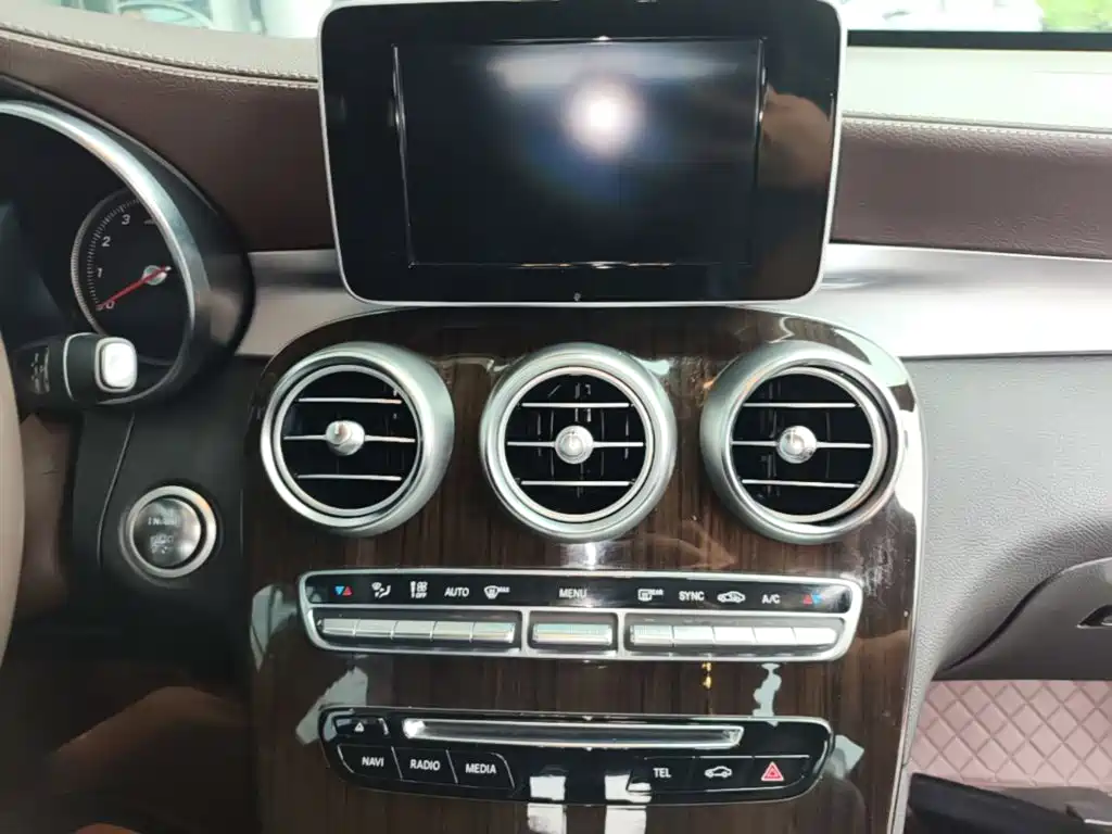 Mercedes-Benz GLC — миниатюра 18