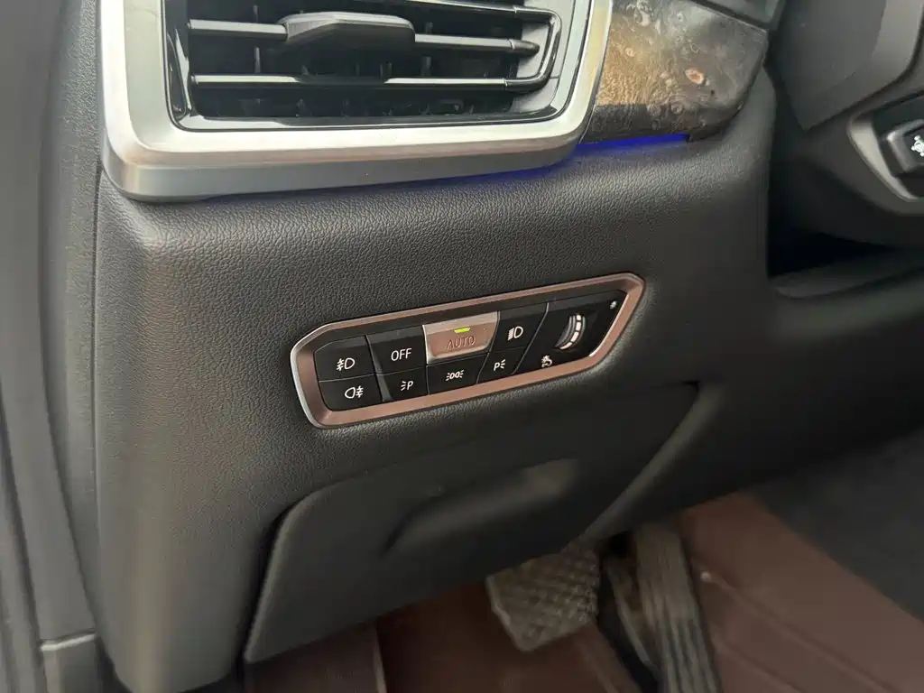 BMW X5 (Import) — миниатюра 19