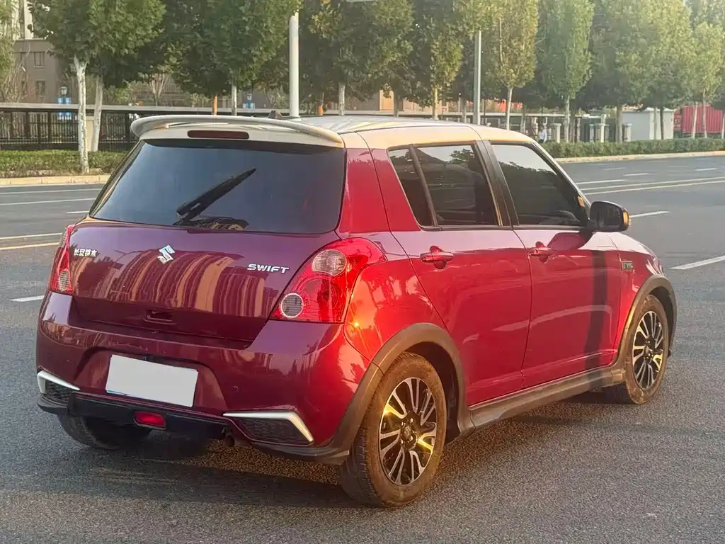 Suzuki Swift — миниатюра 9