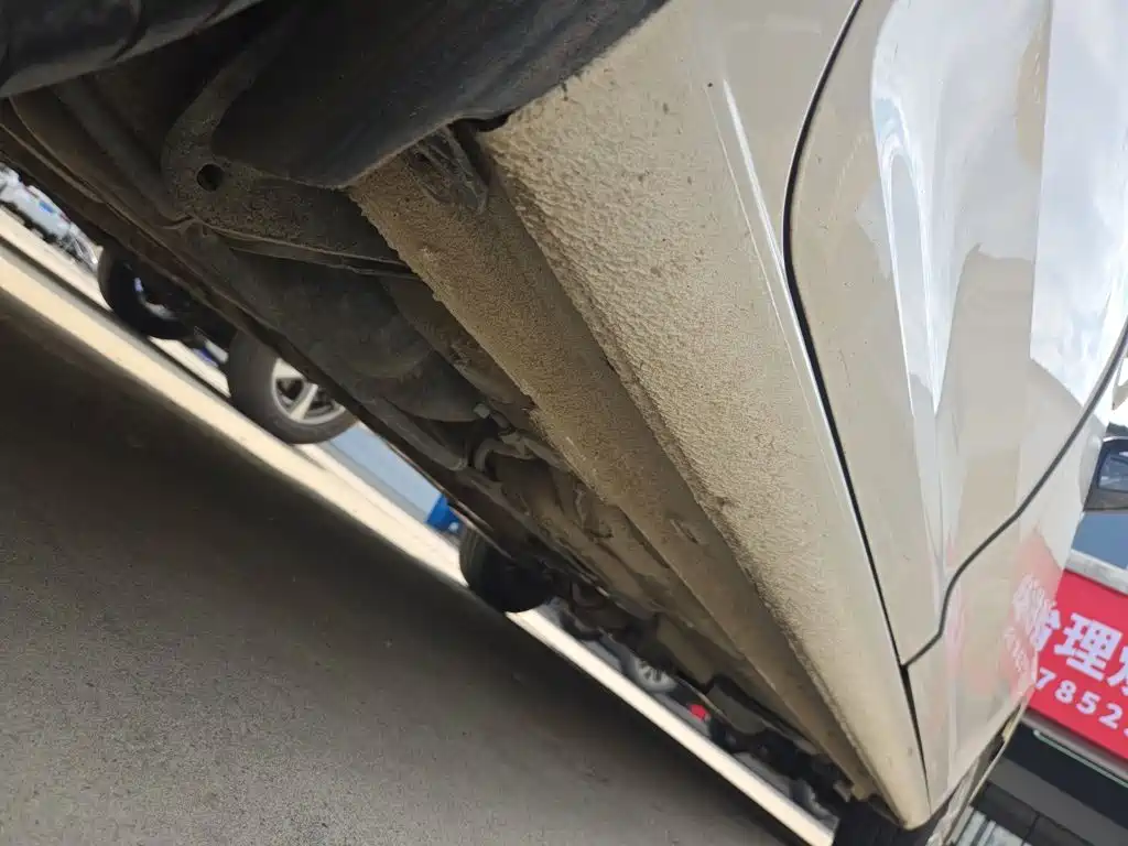 Volkswagen Santana — миниатюра 18