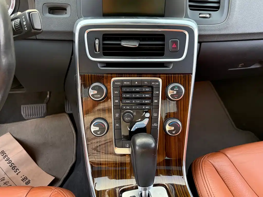 Volvo S60 (Import) — миниатюра 20