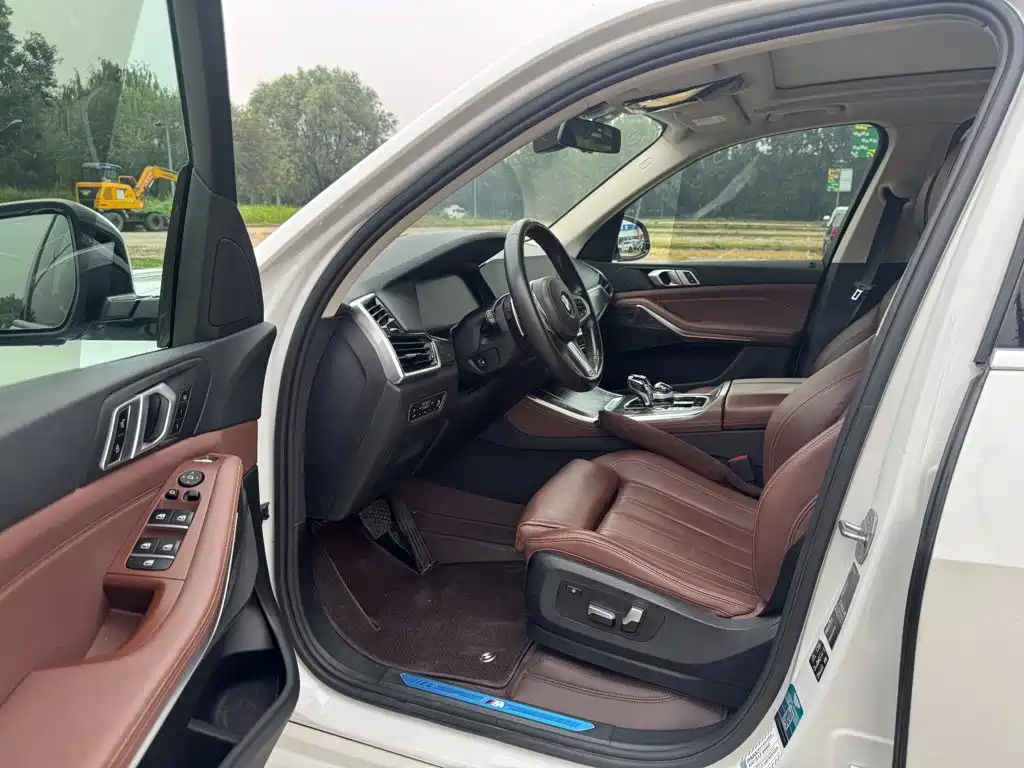 BMW X5 (Import) — миниатюра 8