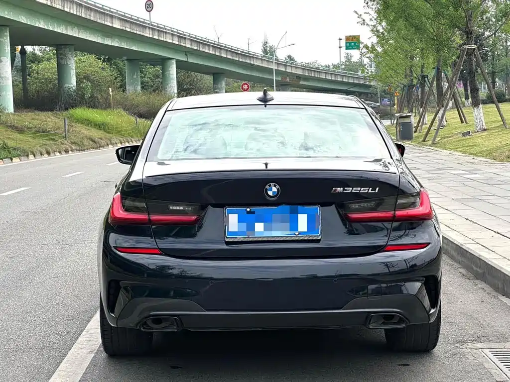 BMW 3 Series — миниатюра 4