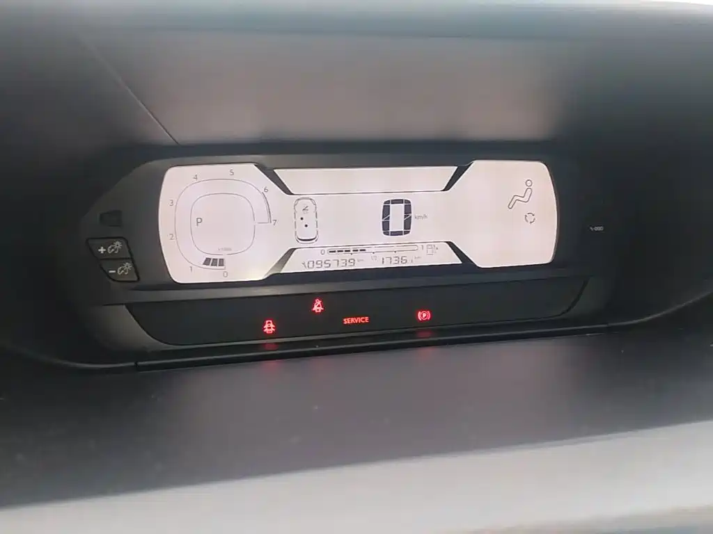 Citroen C4 Picasso — миниатюра 12