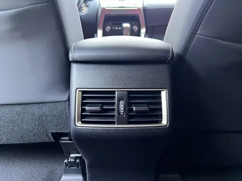 Lexus NX — миниатюра 14