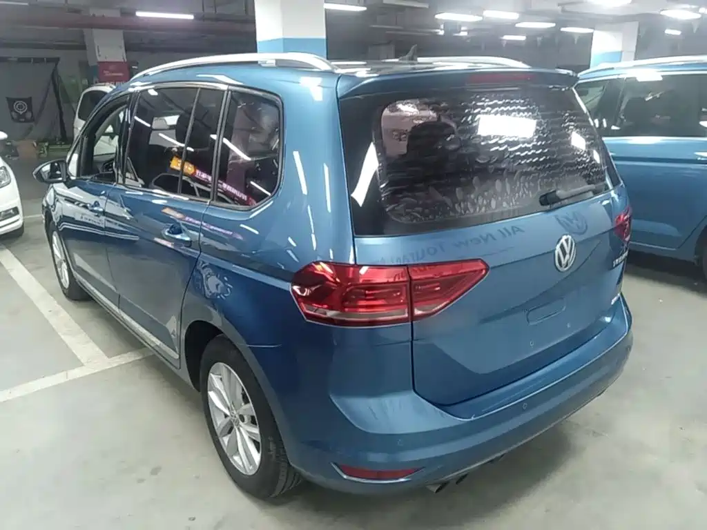 Volkswagen Touran — миниатюра 5