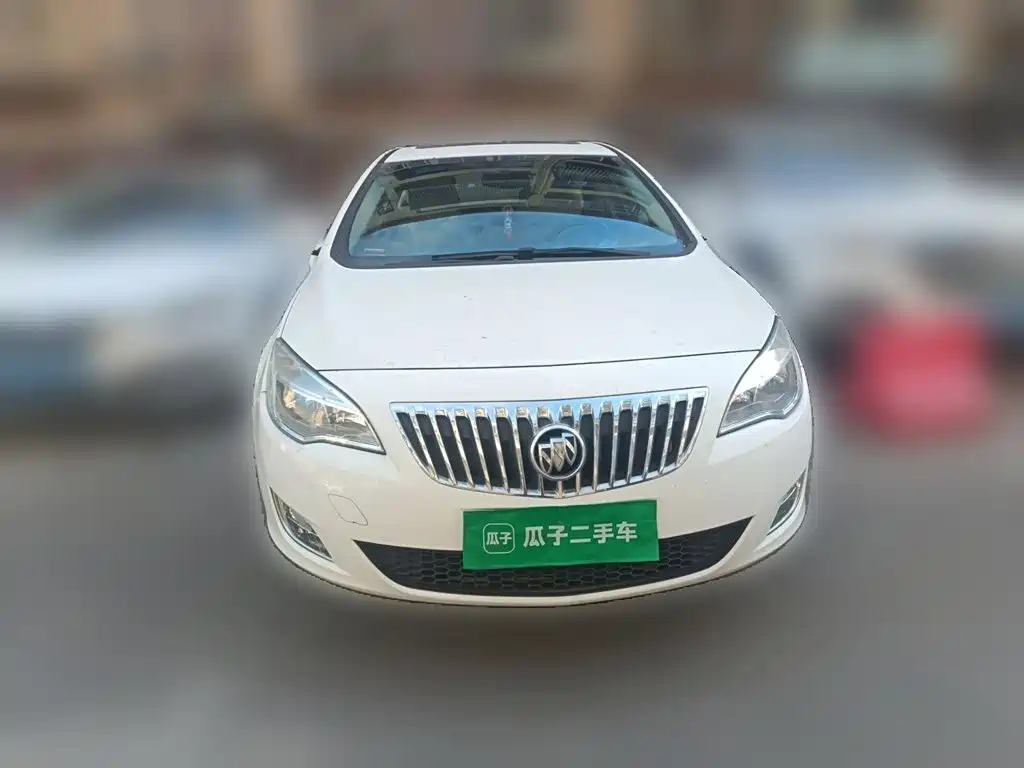 Buick Excelle — миниатюра 3