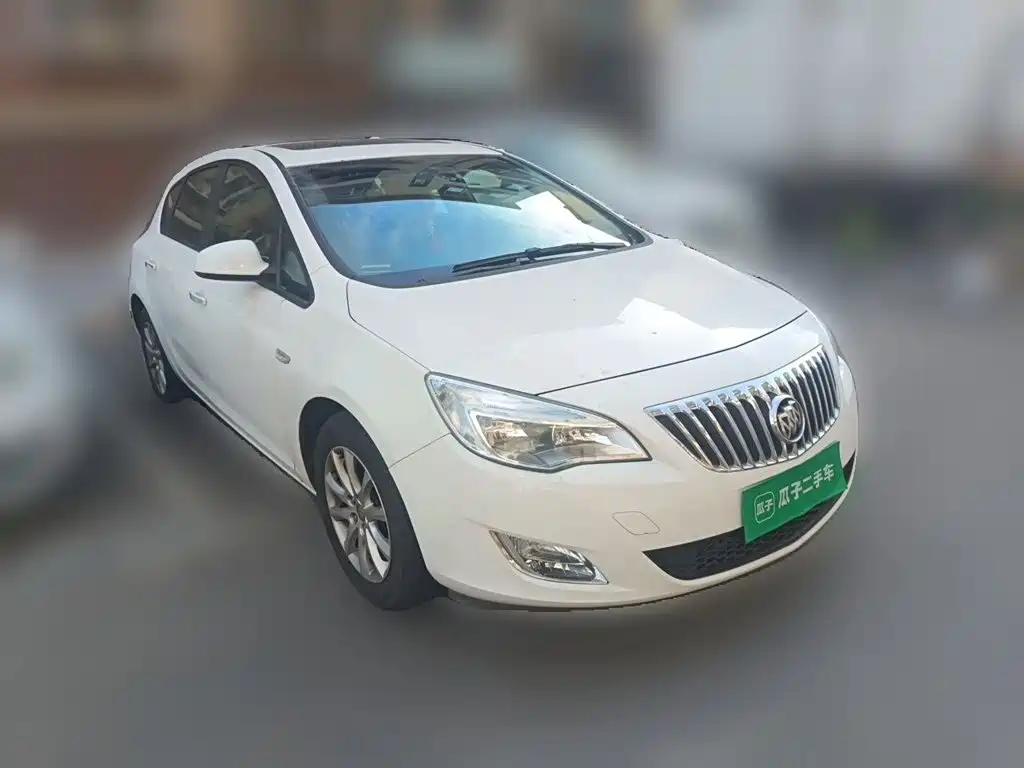 Buick Excelle — миниатюра 4