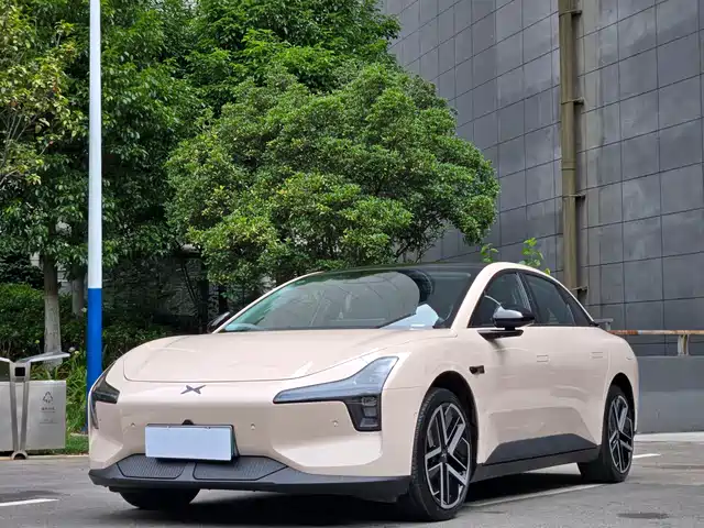 2025 Xpeng Mona M03