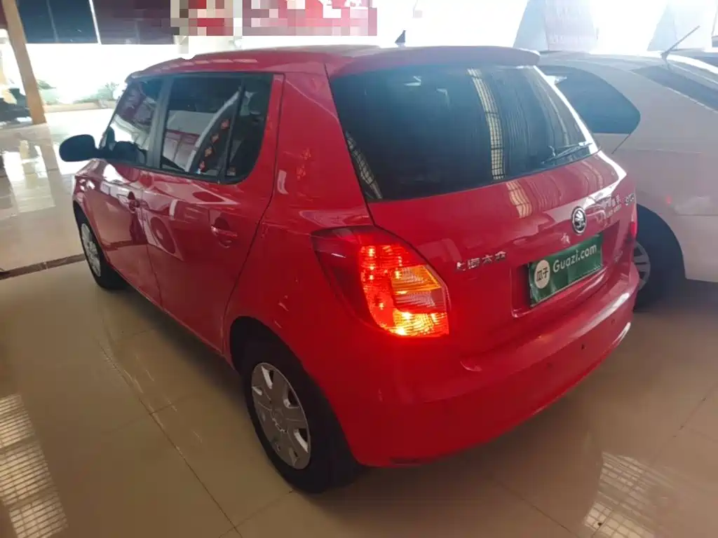 Skoda Fabia — миниатюра 5