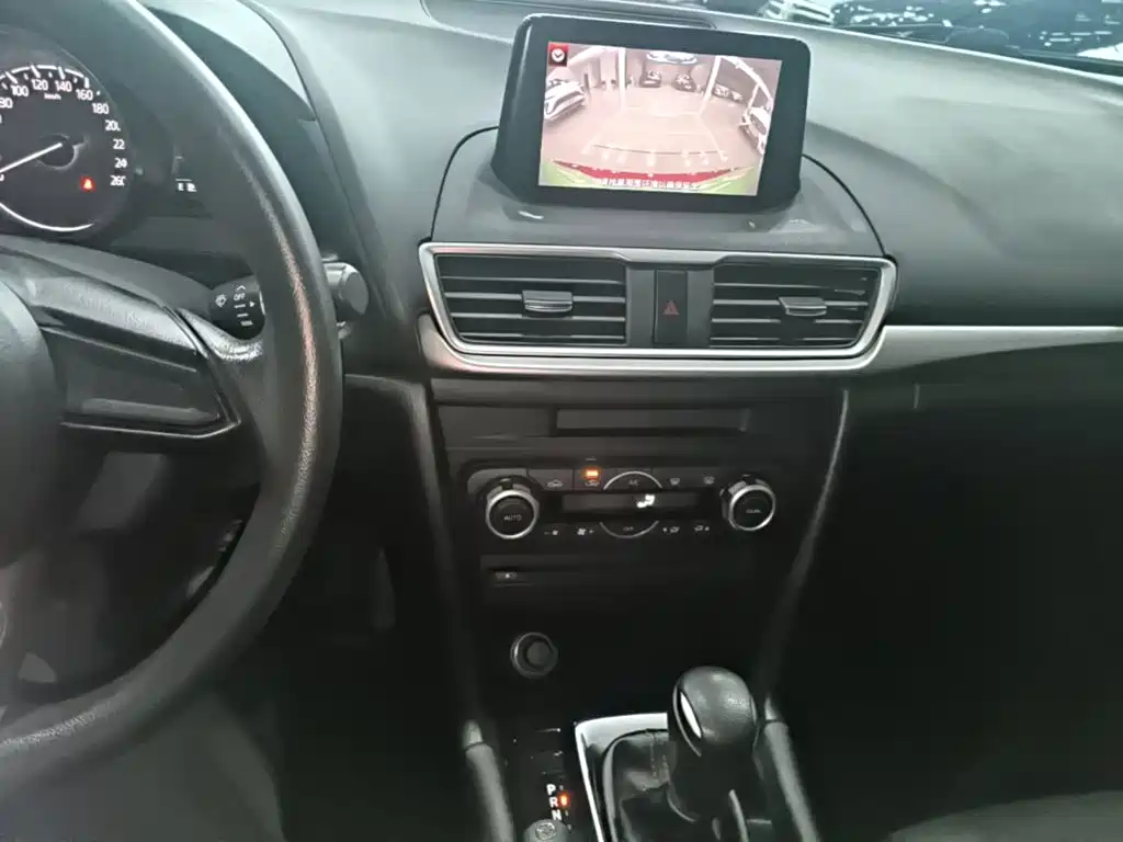Mazda 3 Axela — миниатюра 13