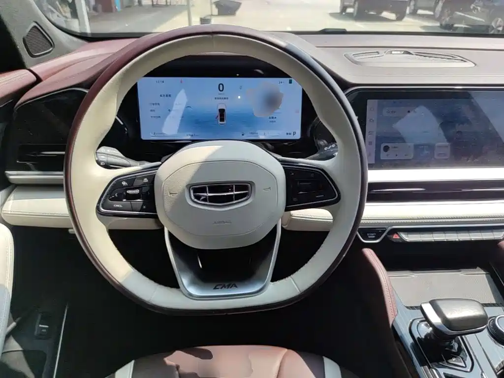 Geely Xingyue L — миниатюра 11