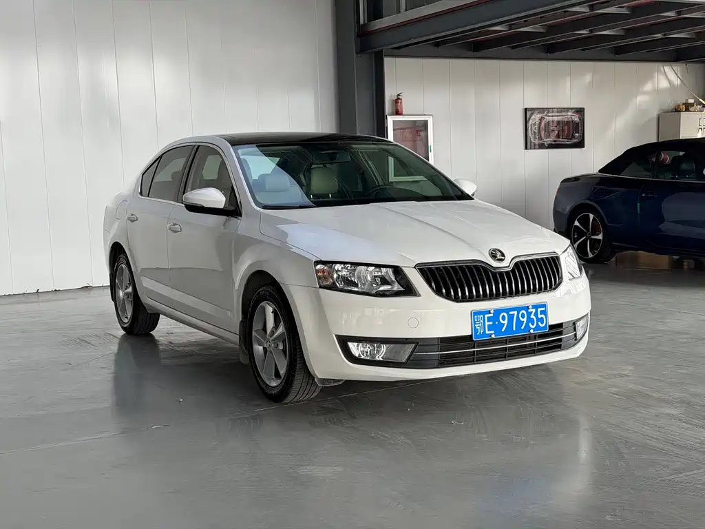 Skoda Octavia — миниатюра 3