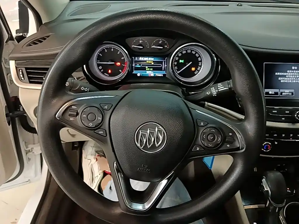 Buick Verano — миниатюра 11
