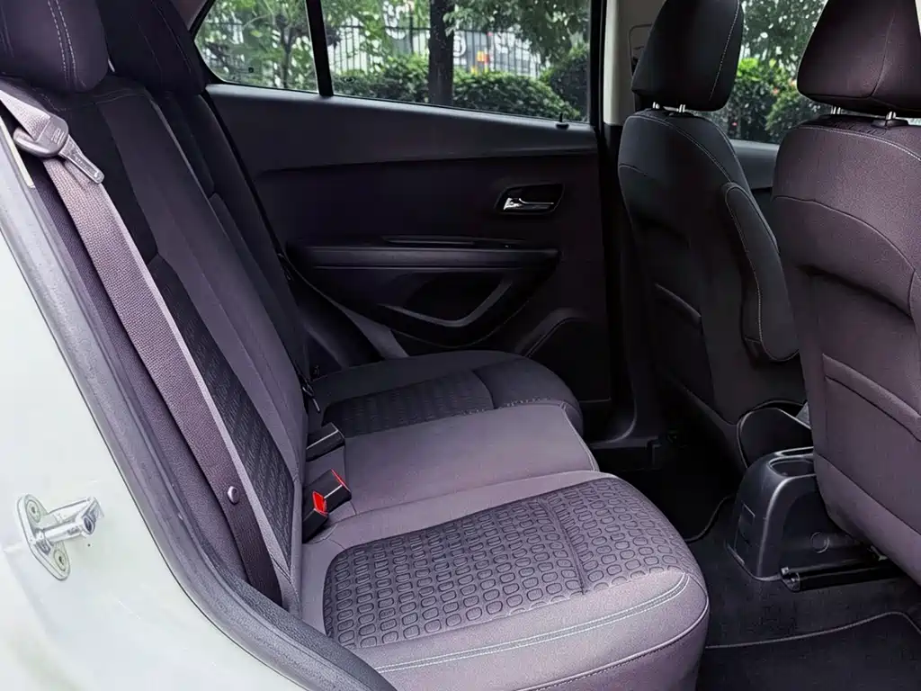Chevrolet Trax — миниатюра 20