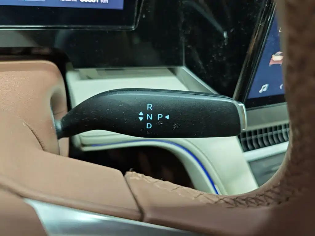 BYD Xia — миниатюра 14